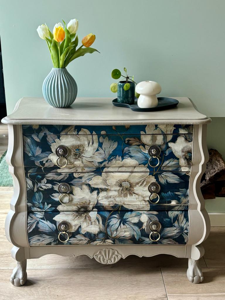 Unieke ladekast met bloemendecor, Ophalen, 50 tot 100 cm, Zo goed als nieuw, 3 of 4 laden