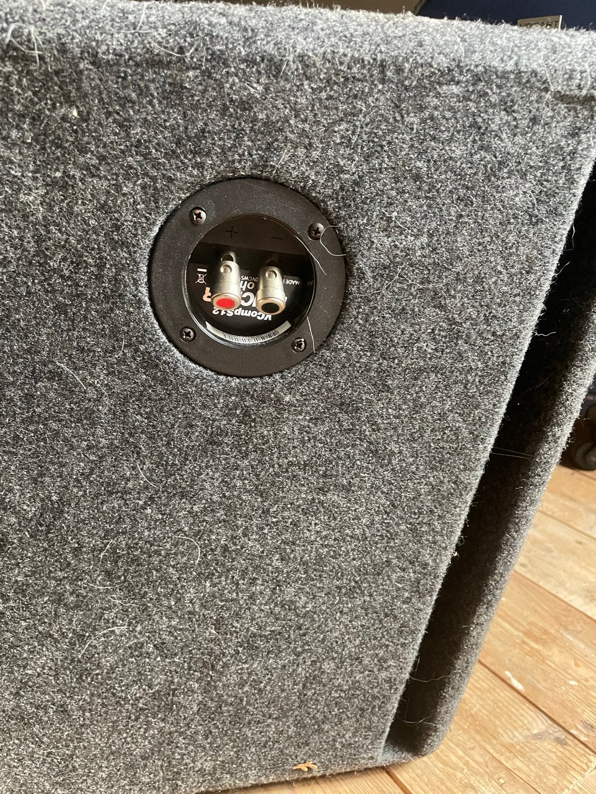 Kicker Subwoofer met JBL Stage A3001 Versterker, Ophalen, Gebruikt