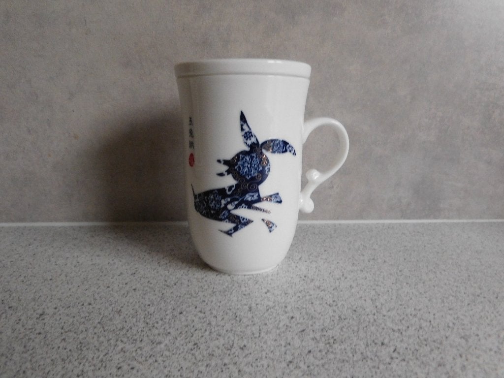 Mok 11,5x8 cm. incl. Theezeef Tea Mill, Ophalen of Verzenden, Zo goed als nieuw, Overige stijlen, Kop(pen) en/of Schotel(s)