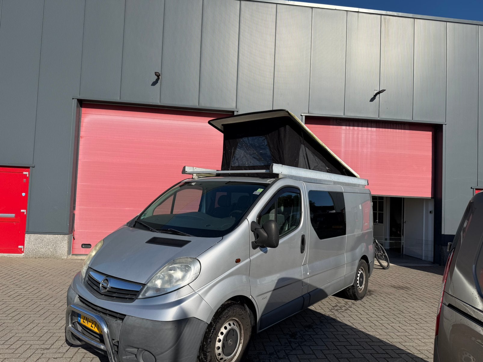 Opel vivaro camper op kenteken 196395 km, Overige merken, Buscamper of Camperbus, Tot en met 2, Bedrijf