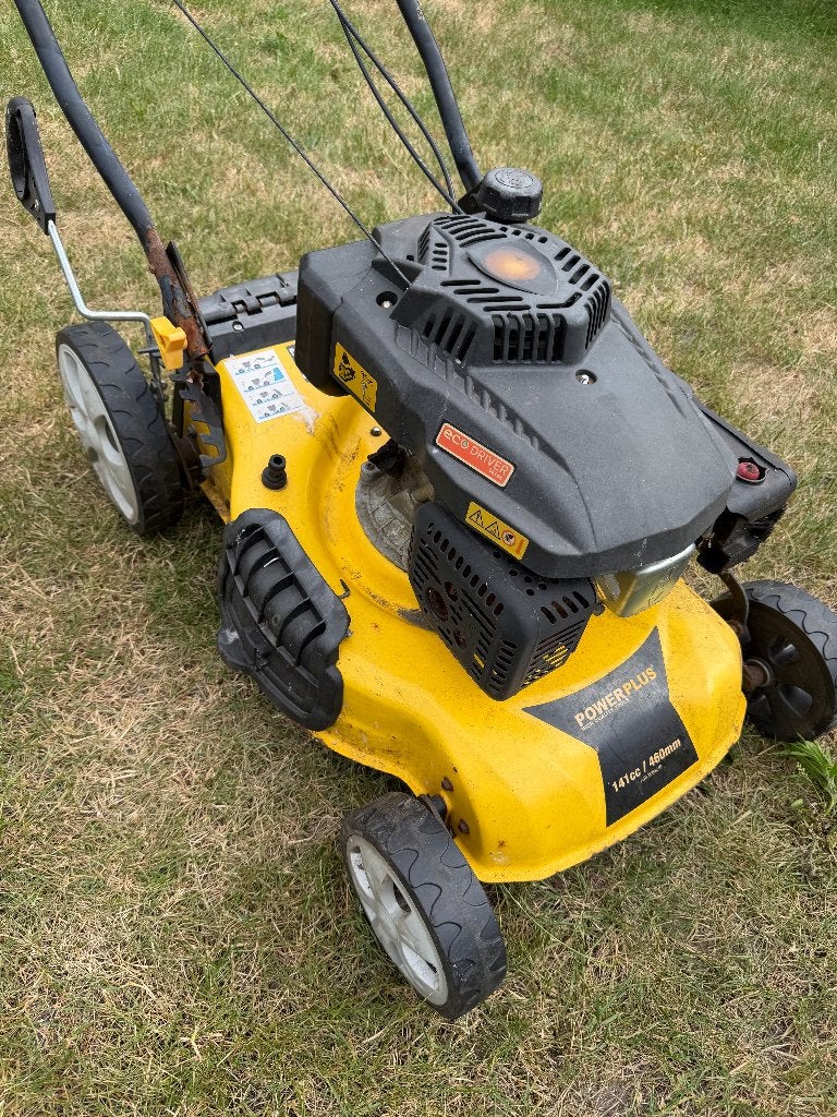 Benzine grasmaaier, Tuin en Terras, Grasmaaiers, Ophalen, Gebruikt, 50 cm of meer
