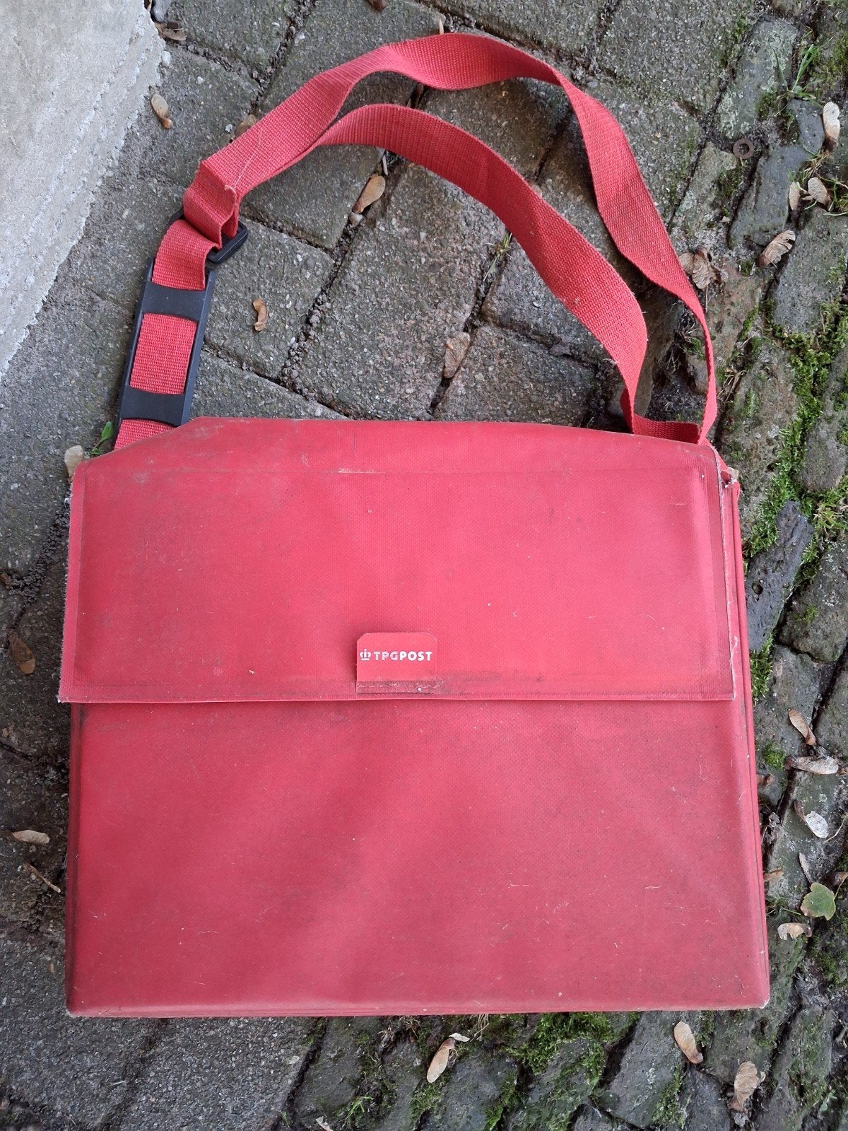 Posttas TPG post schouderposttas, Ophalen of Verzenden, Zo goed als nieuw, Rood, Overige typen