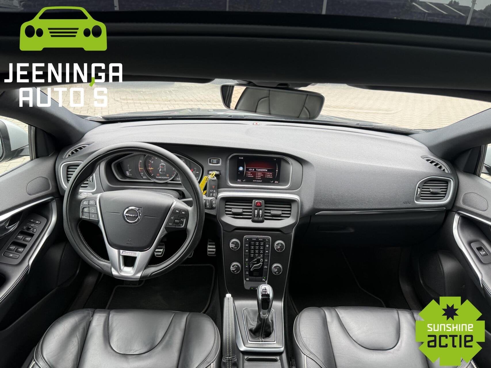 Volvo V40 2.0 T4 R-Design|Camera|Leer|Stoelverwarming|Trekha, Voorwielaandrijving, Gebruikt, Zwart, Bedrijf