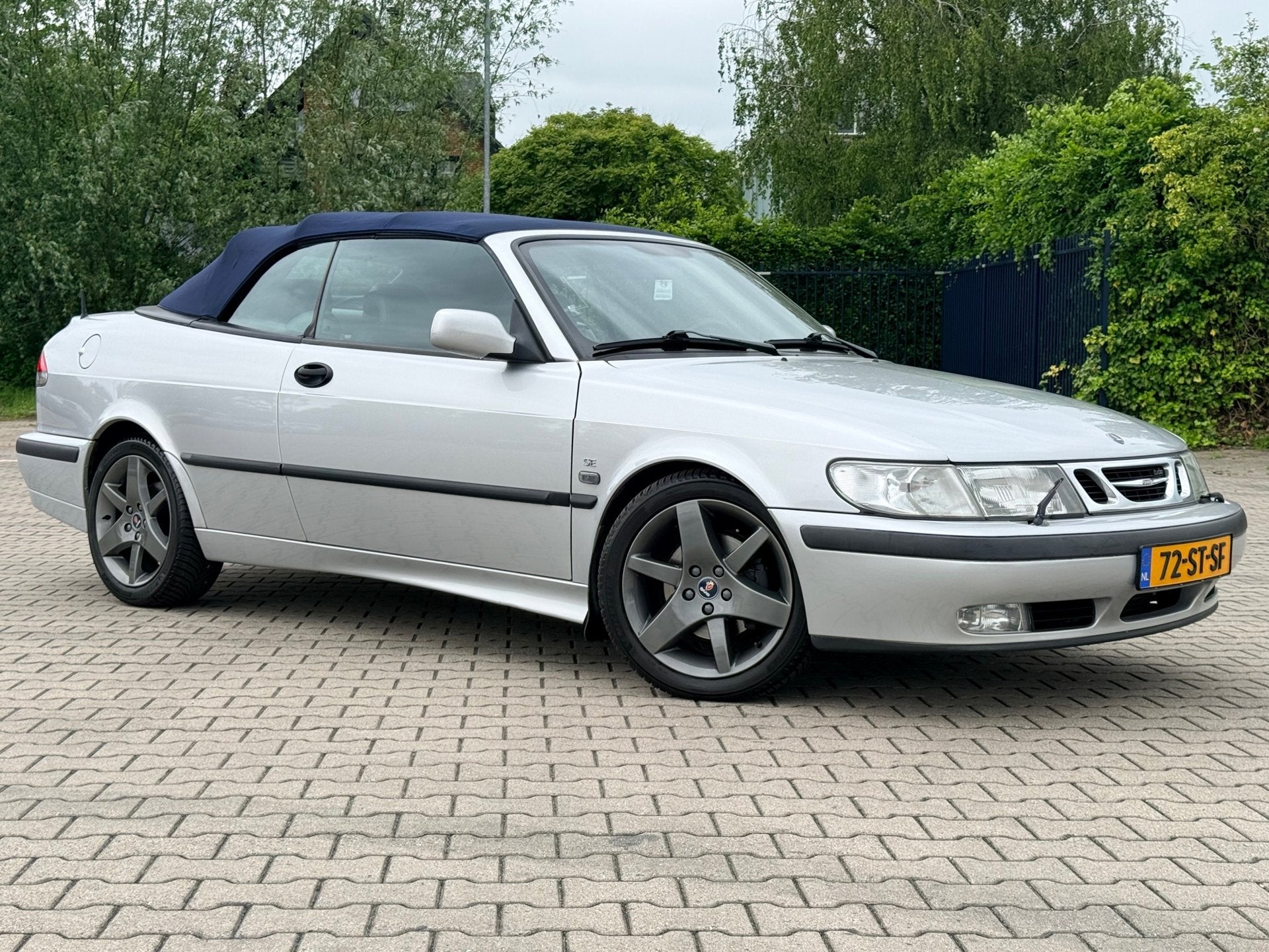 Saab 9-3 Cabrio 2.0t Senses Edition, Voorwielaandrijving, Gebruikt, Zwart, 4 cilinders
