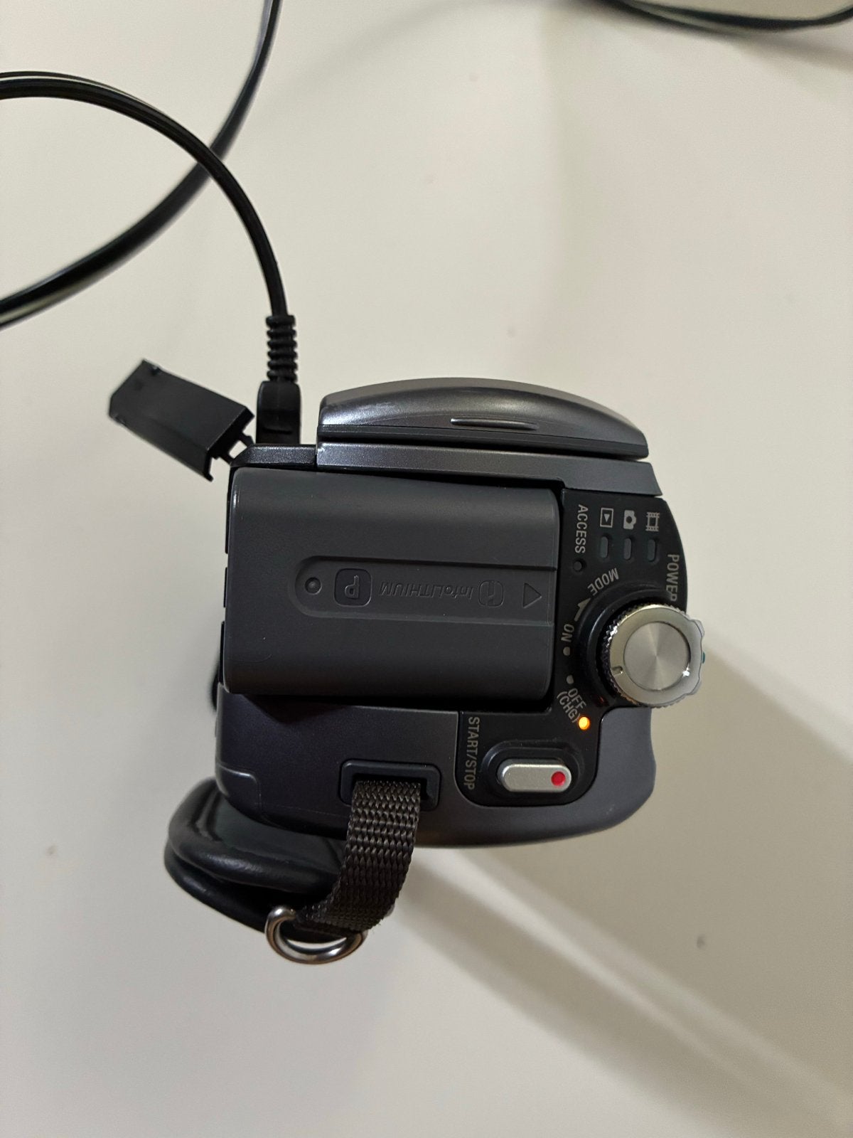 Sony Handycam DCR-SR70 met extra batterij, 20x of meer, Ophalen of Verzenden, Zo goed als nieuw, Sony