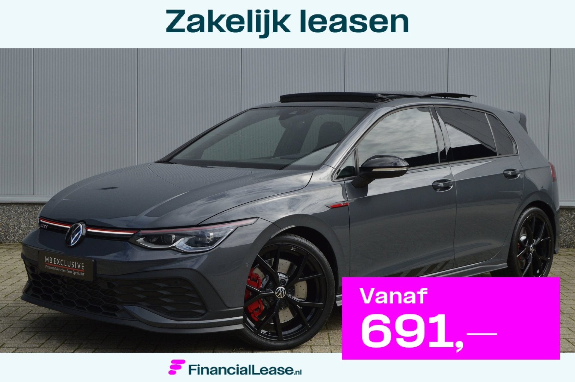 Volkswagen Golf 8 2.0 TSI GTI Clubsport 300pk DSG7 2023, Dealer onderhouden, Gebruikt, Zwart, 4 cilinders