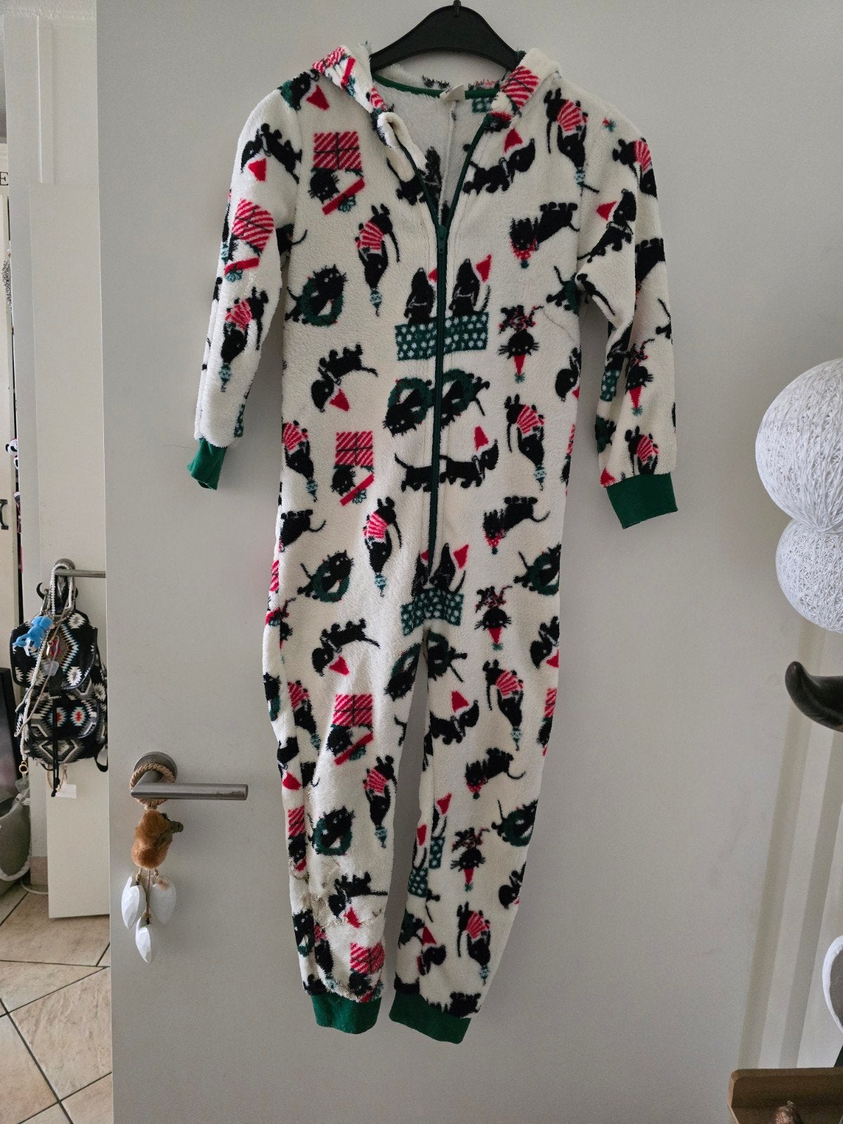 takkie huispak/ pyjama 122/128, Nacht- of Onderkleding, Gebruikt, Jongen of Meisje, Ophalen of Verzenden