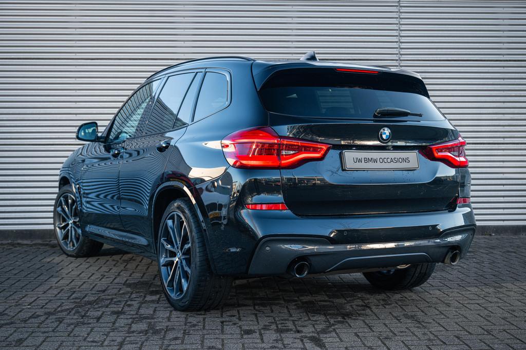 BMW X3 xDrive30e High Executive M Sport Automaat / Panoramad, Auto's, BMW, Gebruikt, 4 cilinders, Leder en Stof, Zwart