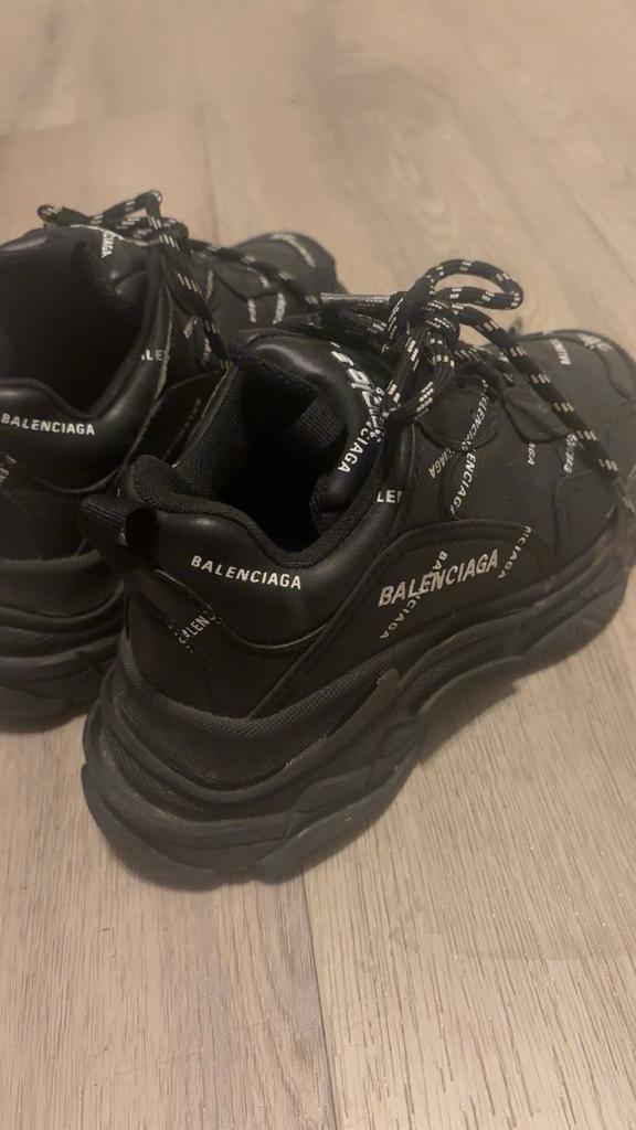 Balenciaga Dames/Meisjes Schoenen Maat 36 (valt als 37), Kleding | Dames, Schoenen, Ophalen of Verzenden, Zo goed als nieuw, Zwart