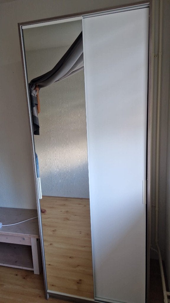 Slaapkamerkast, Ophalen, Met deur(en), 200 cm of meer, 50 tot 100 cm