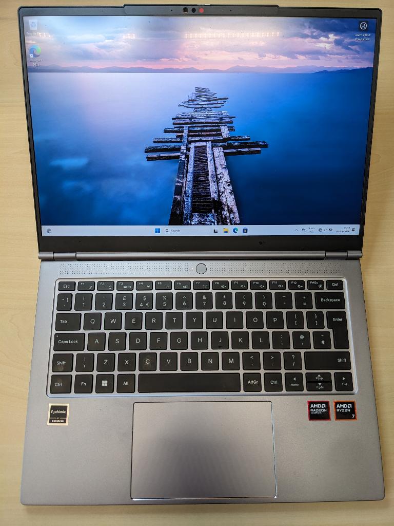 amd ryzen 7 laptop - windows 11 pro - met oplader, Ryzen 7 8845HS, 14 inch, Ophalen of Verzenden, Zo goed als nieuw