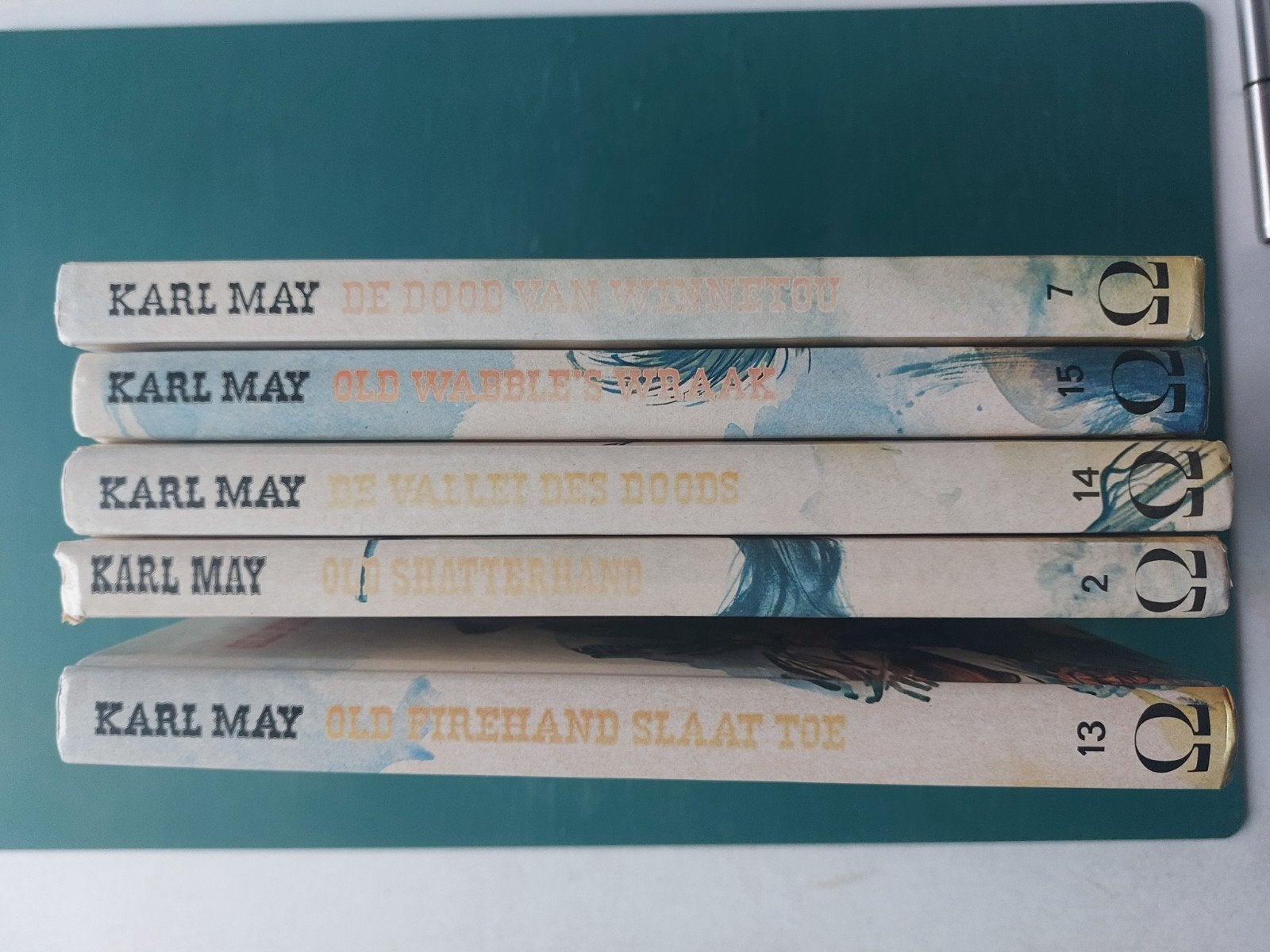 Karl May Boeken - De Vallei des Doods, Old Shatterhand, etc., Ophalen of Verzenden