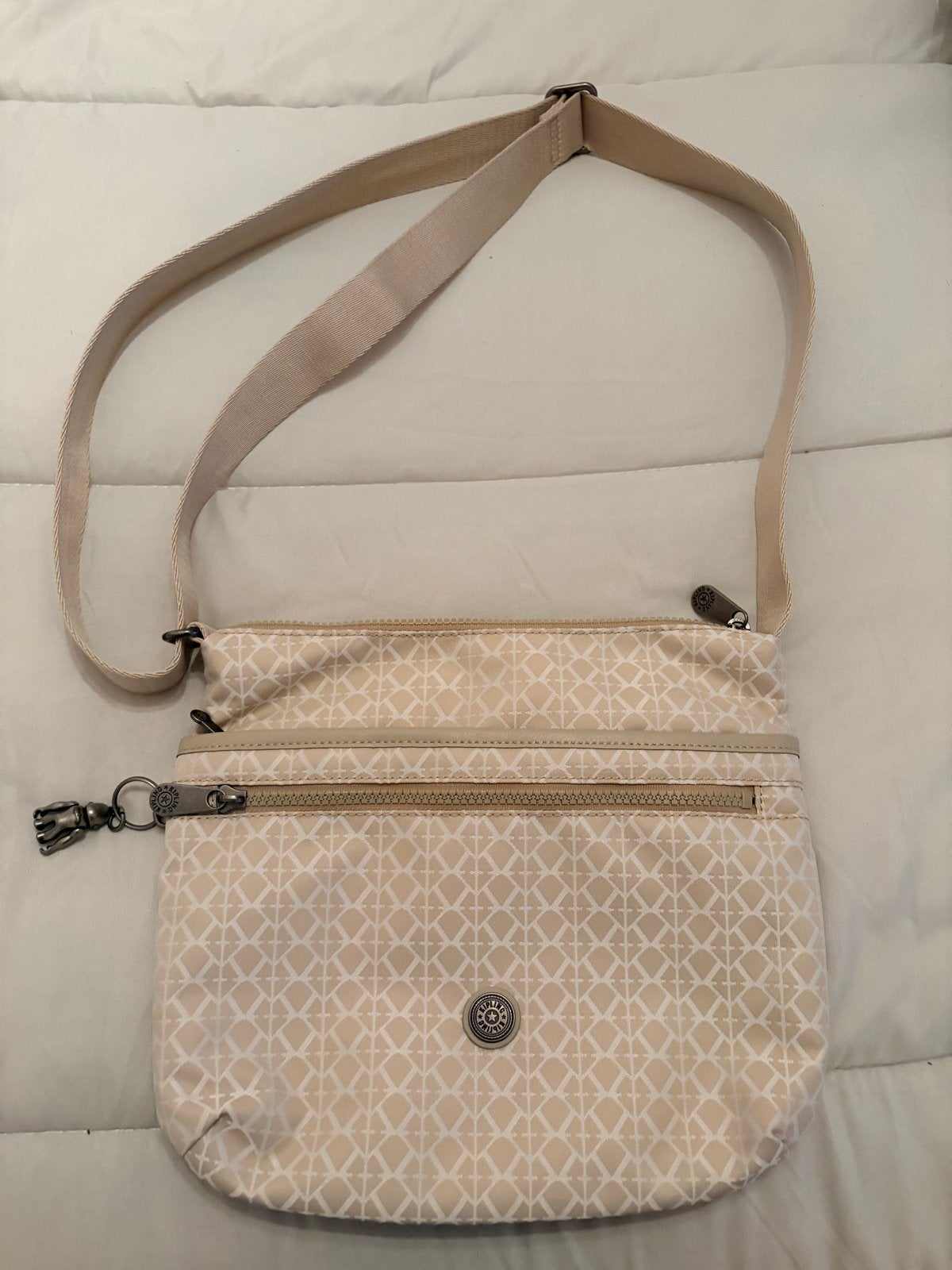 Kipling Schoudertas - Beige met patroon, Ophalen of Verzenden, Zo goed als nieuw, Beige, Kipling