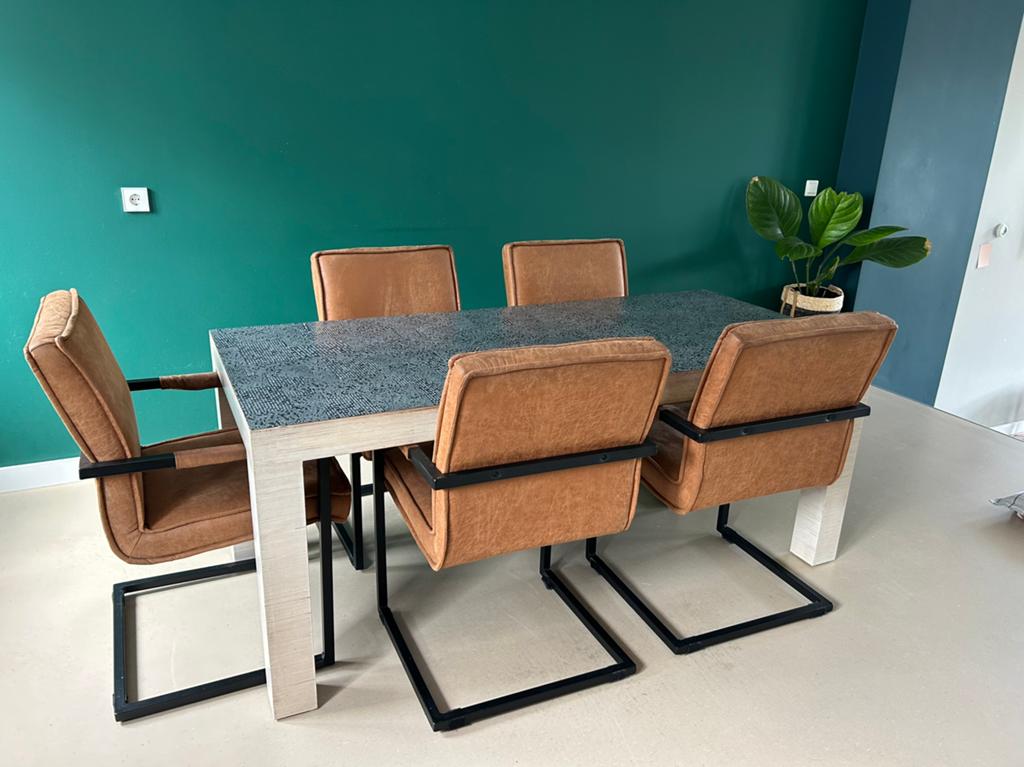 Mooie eettafel, Ophalen, 50 tot 100 cm, Zo goed als nieuw, 150 tot 200 cm