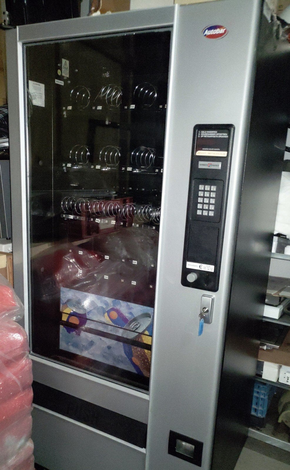 Autobar Vendingmachine - Snacks & Dranken, Ophalen