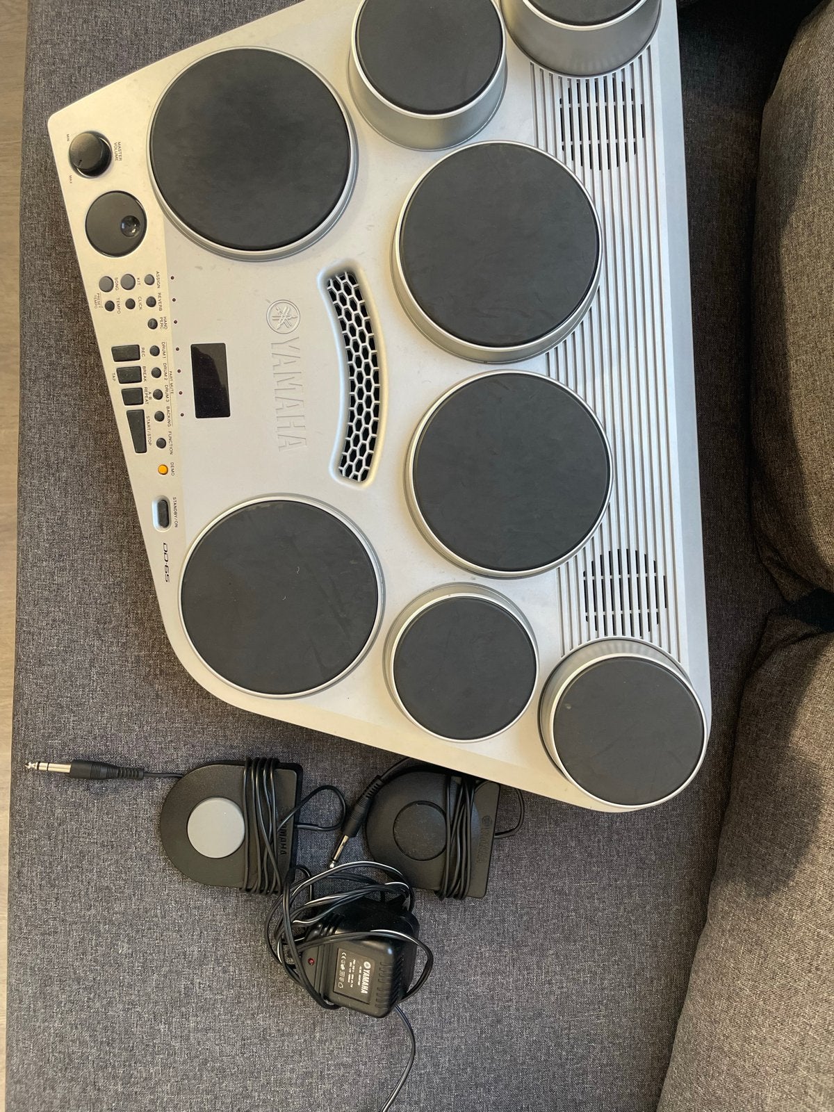 Yamaha DD-65 Digitale Drums met Pedalen en Adapter, Ophalen, Zo goed als nieuw, Yamaha, Elektronisch