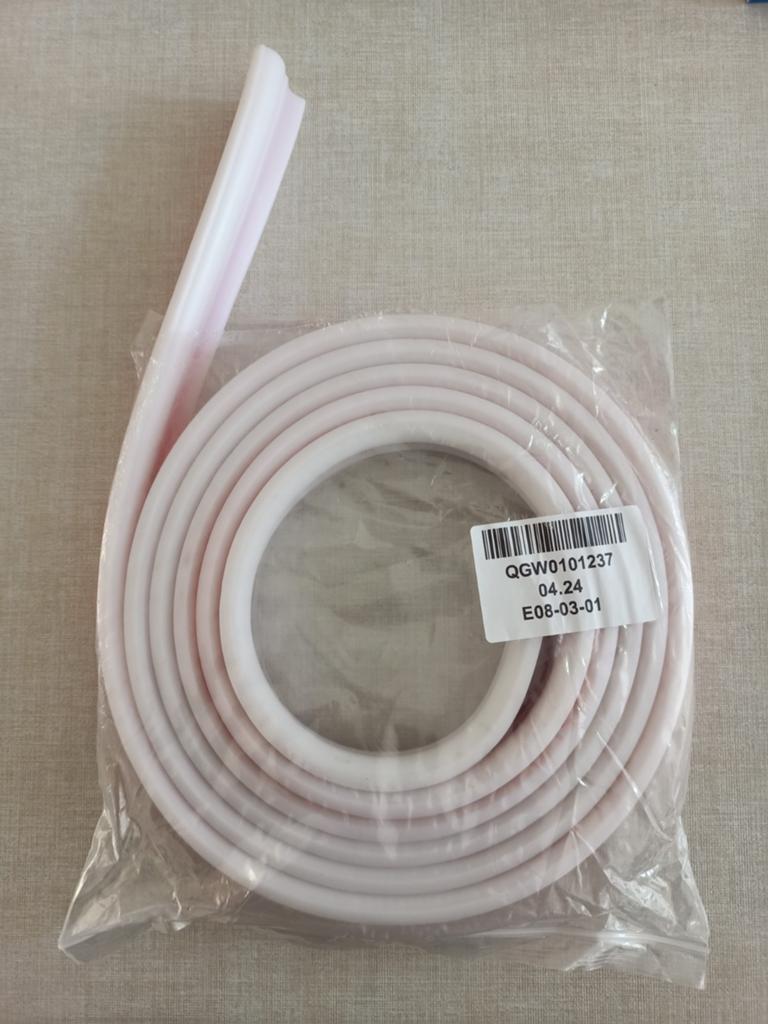 PVC Sierlijst met plakstrip - 3 meter lang, Doe-het-zelf en Verbouw, Plinten en Afwerking, Ophalen of Verzenden