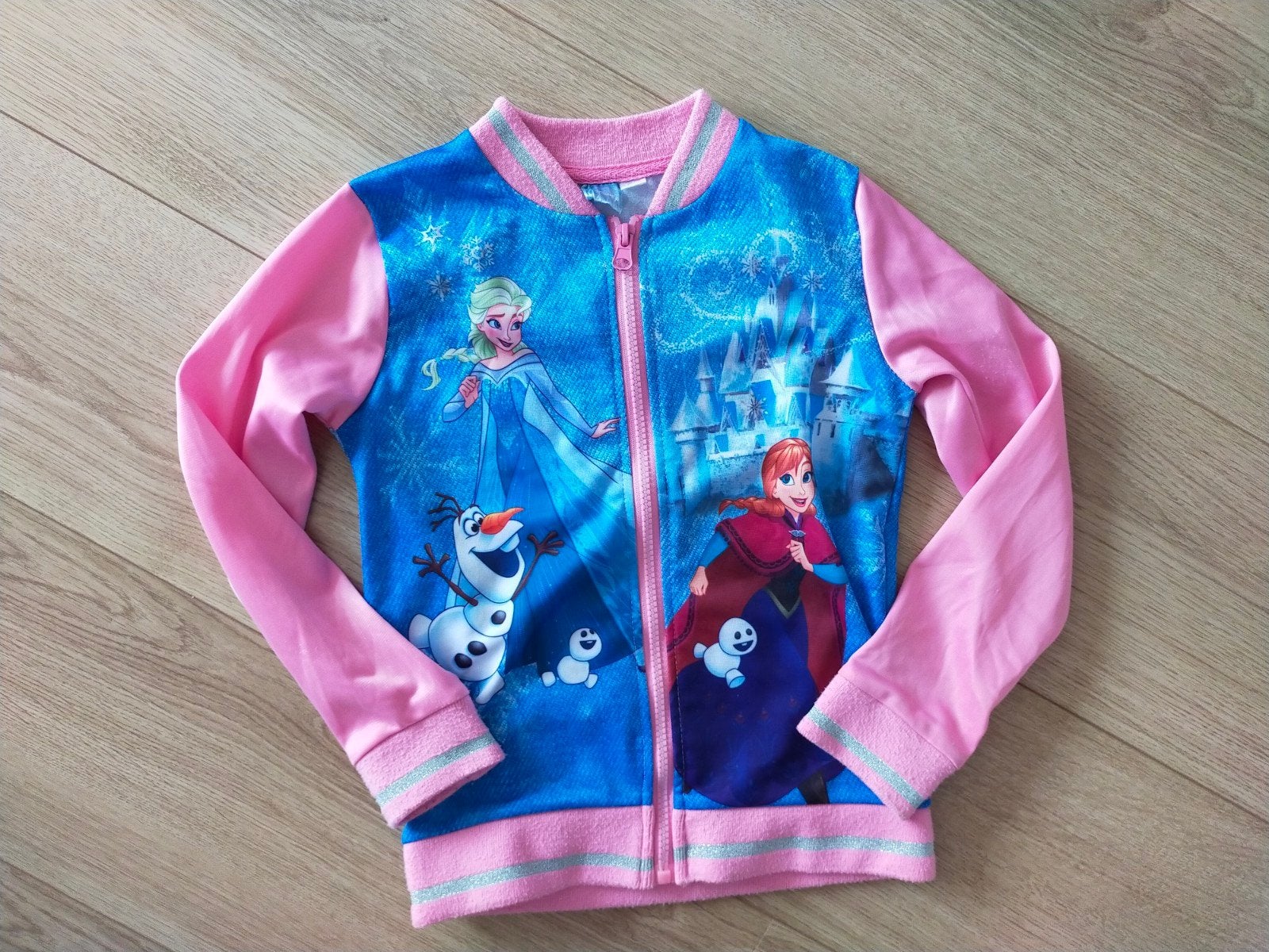 Schattig Frozen vest/ zomerjasje! Mt 122/128, Gebruikt, Disney Frozen, Meisje, Trui of Vest