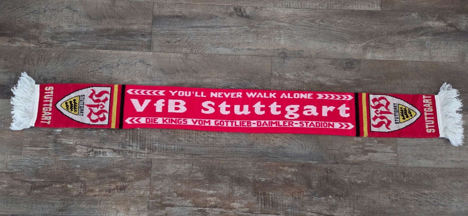 Sjaal VFB Stuttgart, Ophalen of Verzenden, Zo goed als nieuw, Buitenlandse clubs, Vaantje of Sjaal