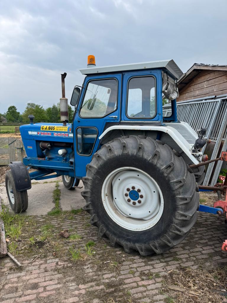 Ford 5000 2790 uur lier appart te koop, Zakelijke goederen, Agrarisch | Tractoren, Ophalen, Gebruikt, 2500 tot 5000, Ford