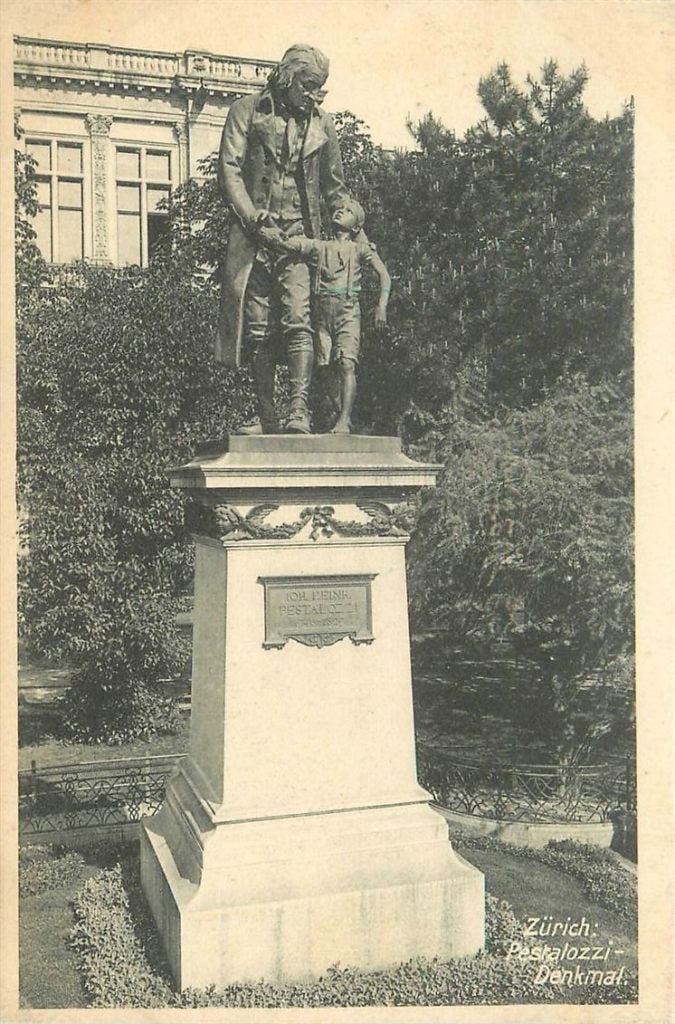 702-025-019 Zurich Monument Pestalozzi, Verzamelen, Ansichtkaarten | Buitenland, Verzenden, Voor 1920, Overig Europa