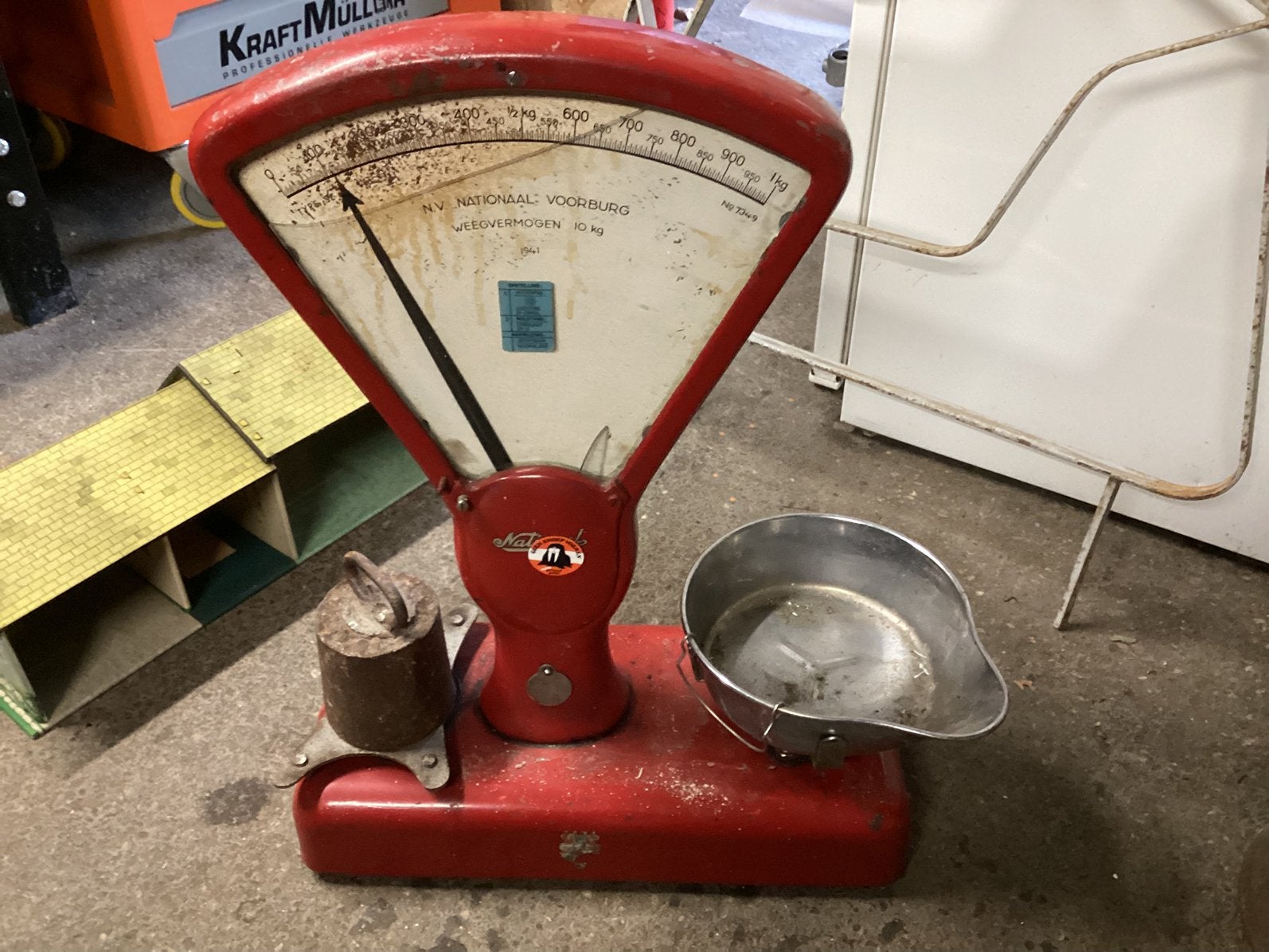 Antieke winkel weegschaal ( opknapper ), Witgoed en Apparatuur, Keukenweegschaal, 1 tot 500 gram, Ophalen of Verzenden, Gebruikt