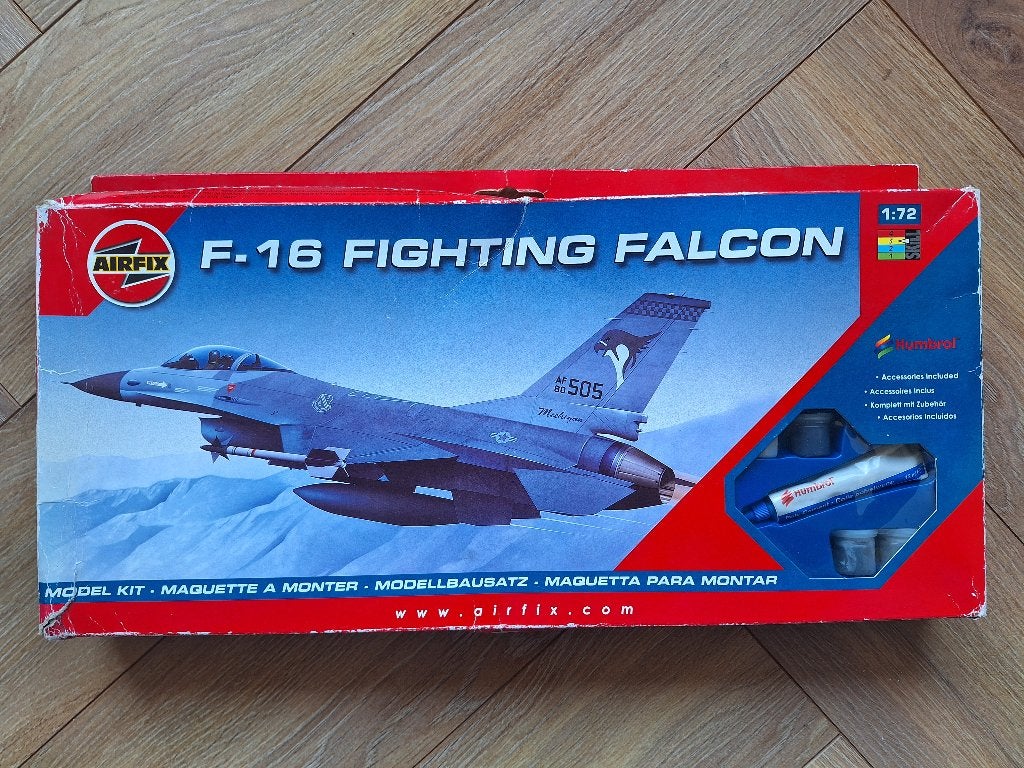 1:72 1/72 Airfix F-16 Fighting Falcon, Hobby en Vrije tijd, Modelbouw | Vliegtuigen en Helikopters, Overige merken, 1:72 tot 1:144