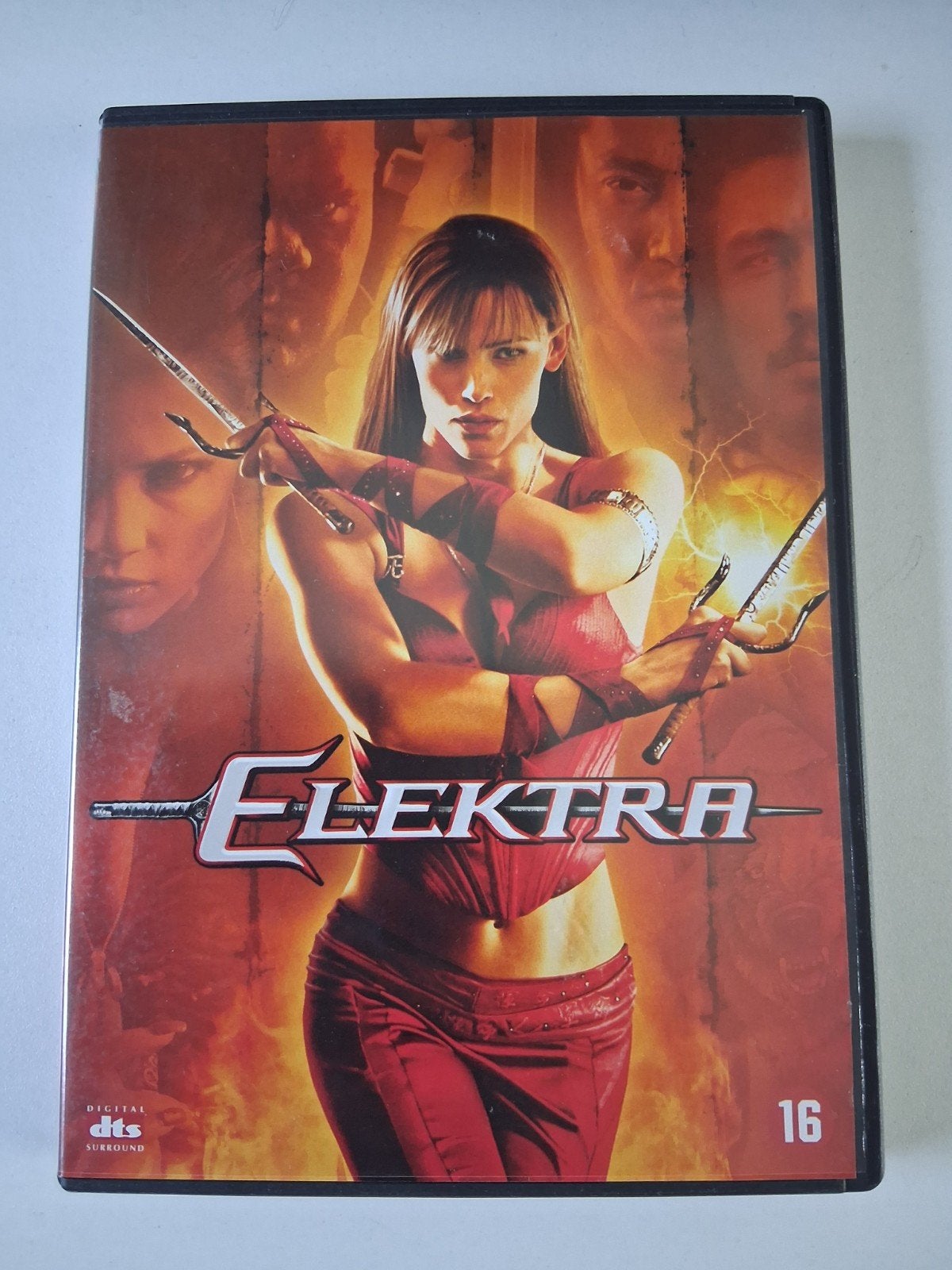 Elektra, Vanaf 12 jaar, Ophalen of Verzenden, Zo goed als nieuw