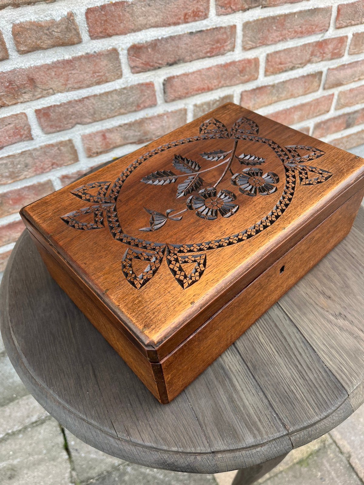 Vintage arts & crafts handgesneden sieradendocumenten kistje, Antiek en Kunst, Ophalen of Verzenden