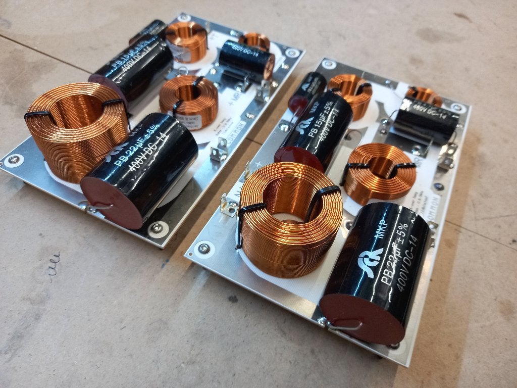 2 x Crossover 3weg 8ohm - 800hz/5000hz - 12db/octaaf nieuw, Stereo speakers, Basreflex, Nieuw, Ophalen of Verzenden