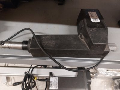 Linak luikuitzetter 24V, Niet ingevuld, Gebruikt, Niet ingevuld, Niet ingevuld