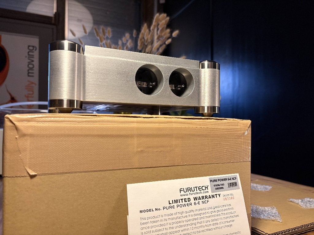 Furutech II Pure Power 6-E NCF, Ophalen of Verzenden, Zo goed als nieuw