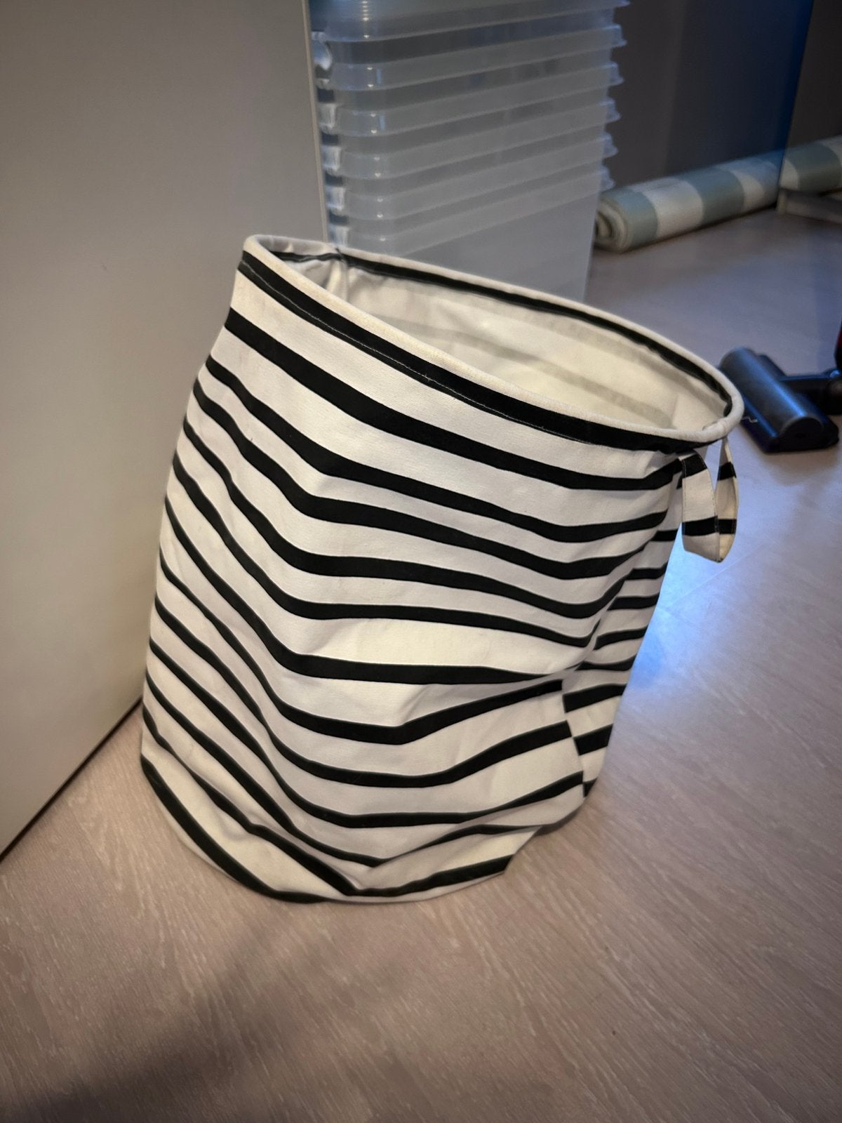 Gratis ophalen - Wasmand/ opbergmand Sissy Boy, Huis en Inrichting, Lampen | Lampenkappen, Ophalen, Zo goed als nieuw