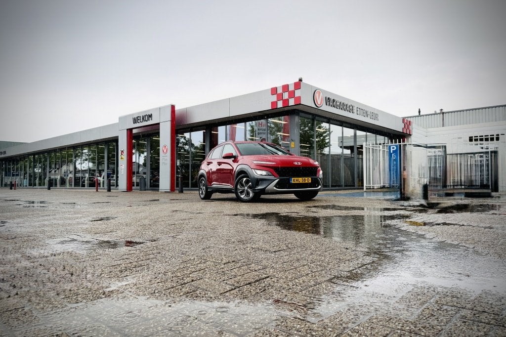 Hyundai KONA 1.6 GDI HEV Fashion | HUD | LEDER | STOELVERWAR, 12 maanden, Gebruikt, 23 km/l, Leder