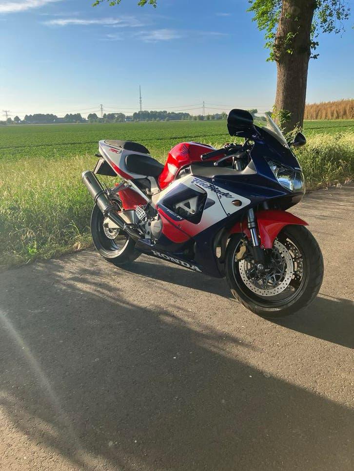 Honda Fireblade 929, Occasion, 4 cilinders, Motorrijbewijs A, Super Sport