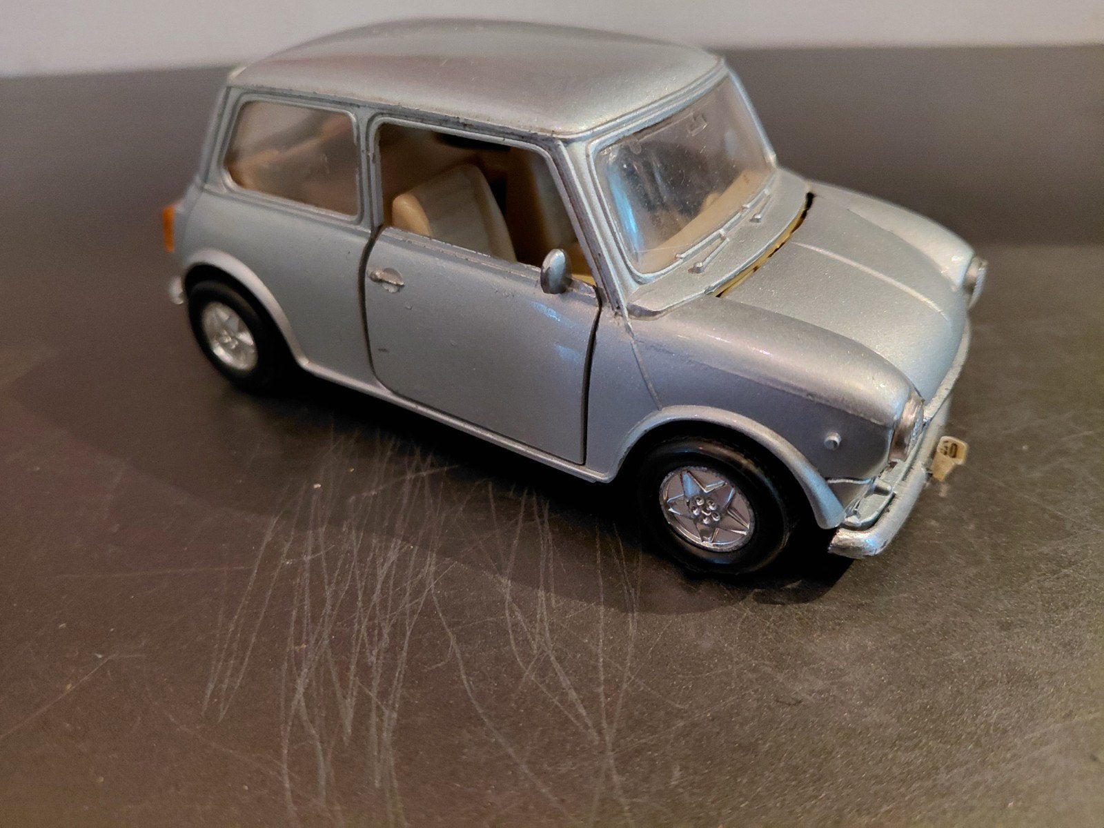 Mini cooper van Welly, Ophalen of Verzenden, Auto