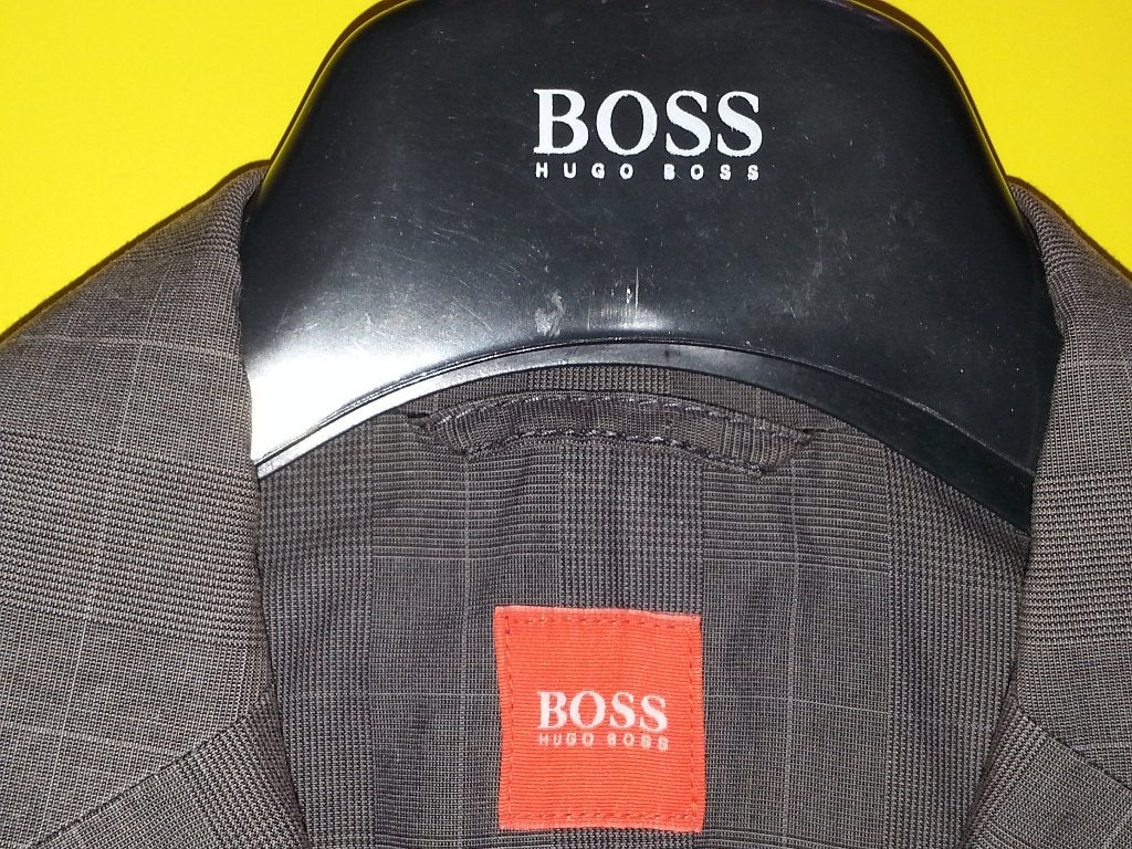 BOSS  Hugo Boss colbert met grijze kleur maat  50, Maat 48/50 (M), Ophalen of Verzenden, Zo goed als nieuw, Grijs