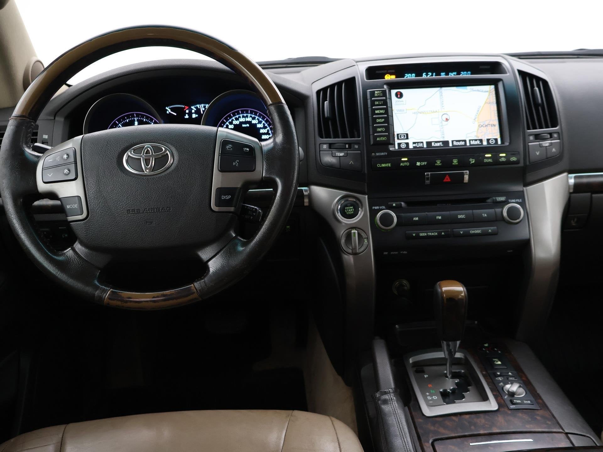 Toyota Land Cruiser V8 4.5 V8 D-4D 285 PK AUT.*MOTOR KAPOT/E, Auto's, Toyota, Automaat, Gebruikt, 8 cilinders, Zwart