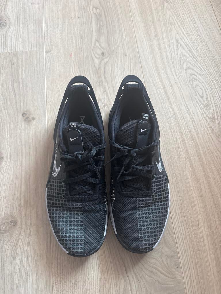 Nike Metcon 8 trainingsschoenen - Zwart - Maat 40 Crossfit, Ophalen of Verzenden, Zo goed als nieuw, Zwart, Sneakers of Gympen