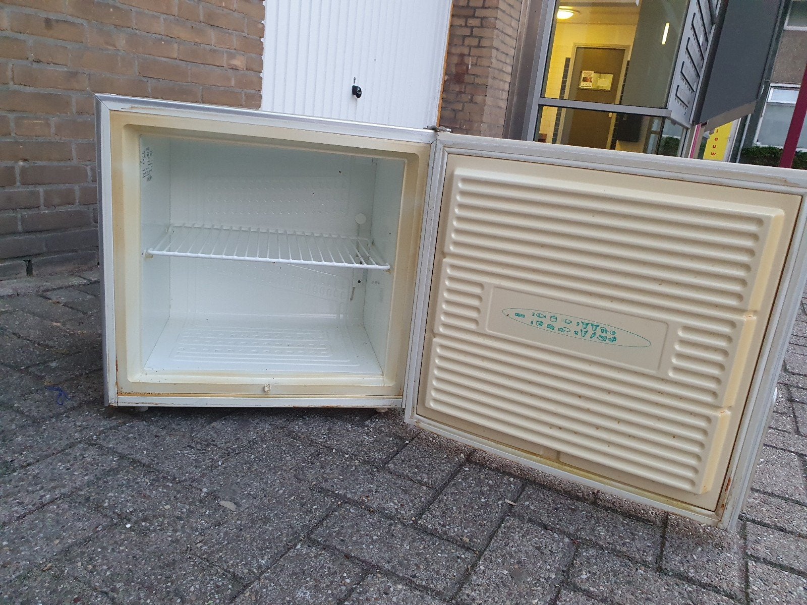 Mini vriezer diepvries freezer Compact en efficiënt, Witgoed en Apparatuur, Ophalen of Verzenden, Vrieskast