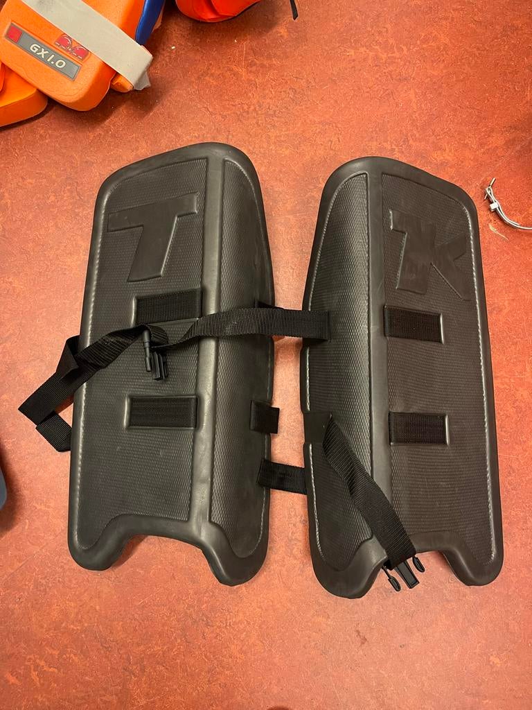 TK jeugd keeper legguards, Ophalen of Verzenden, Gebruikt, Overige typen