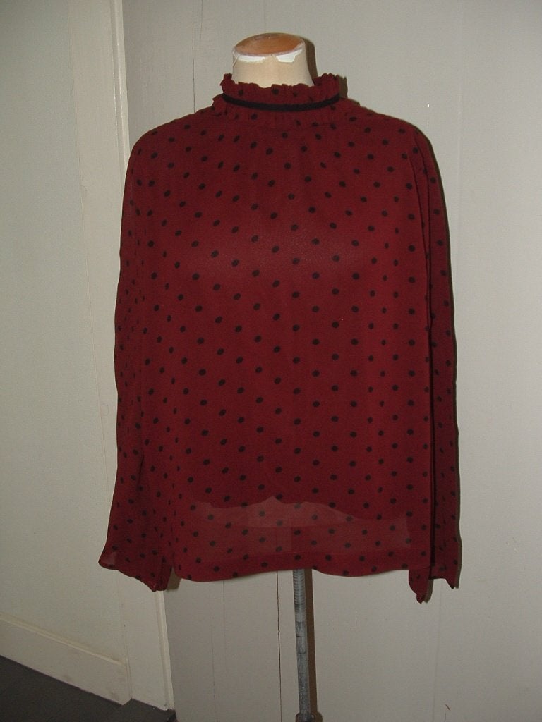 Ganni bordeaux polkadot Carlton Georgette blouse maat 36, Ganni, Ophalen of Verzenden, Zo goed als nieuw, Maat 36 (S)