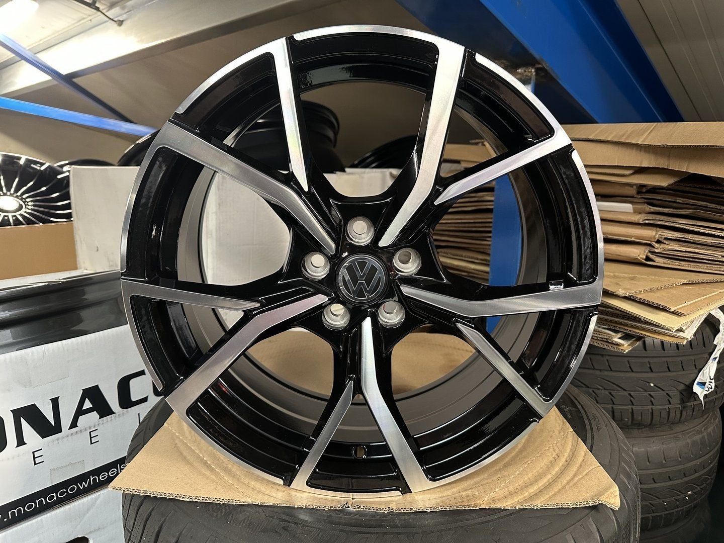 NIEUW 17inch Audi VW Seat Skoda GTI Style Velgen! 5x100, Auto-onderdelen, Banden en Velgen, -, -, Banden en Velgen, Nieuw