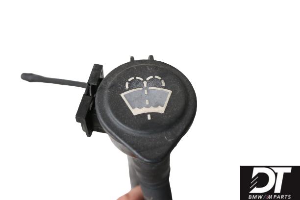 Ruitensproeier tank slang BMW E90 E92 E93 M3 61668042866, Gebruikt, Ophalen of Verzenden, BMW, BMW