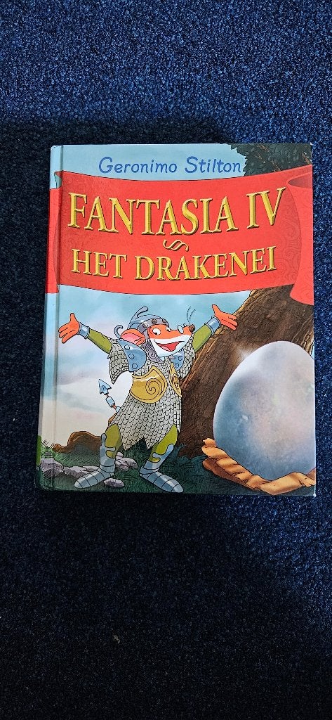 Fantasia IV - Het Drakenei - Avi Plus, Ophalen of Verzenden, Zo goed als nieuw