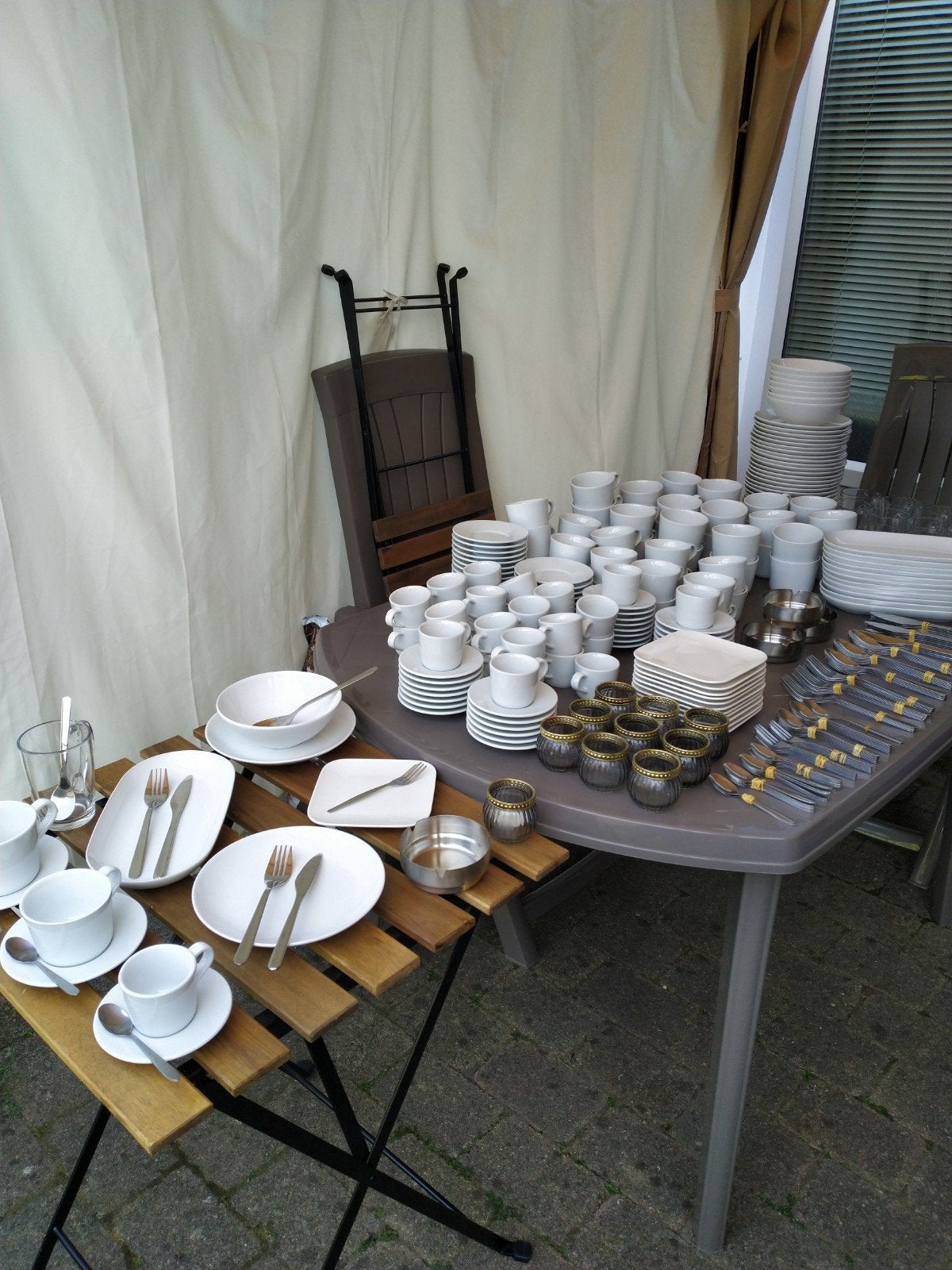 Diverse servies & bestek set - IKEA en meer, Ophalen of Verzenden, Zo goed als nieuw, Bord(en)