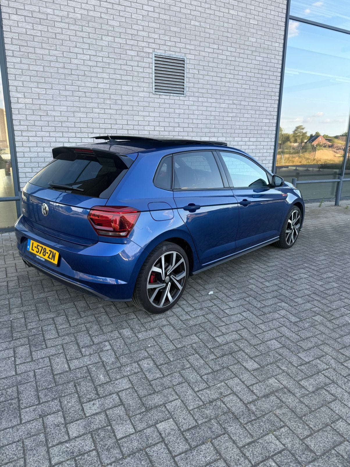 Volkswagen Polo 2.0 TSI 200pk 6-DSG 2018 Blauw, Auto's, 4 cilinders, 1984 cc, Blauw, 1200 kg