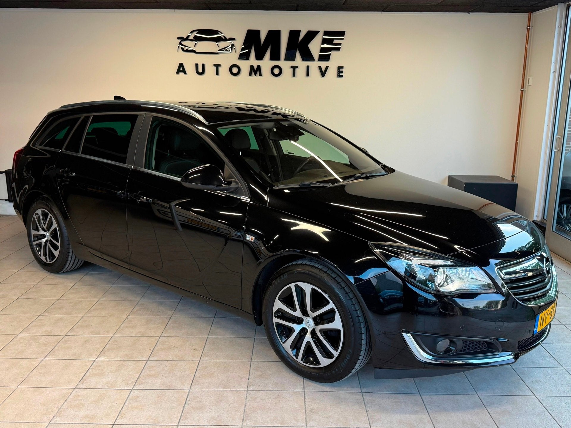 Opel Insignia Sports Tourer 1.6 CDTI EcoFLEX Business+ FULL!, Auto's, Voorwielaandrijving, Gebruikt, Euro 6, 4 cilinders