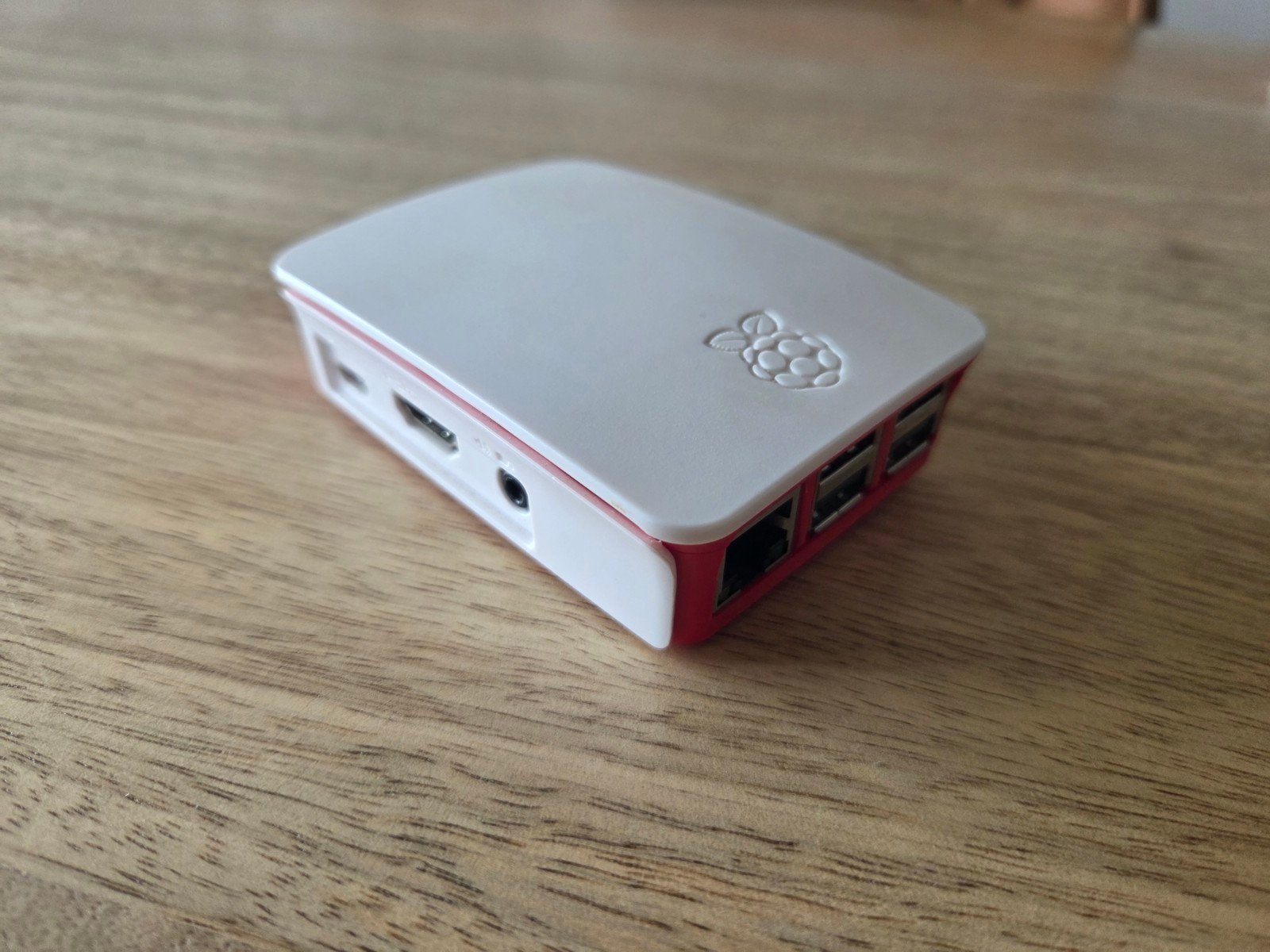 Raspberry Pi 2 Model B V1.1 (incl. behuizing), Ophalen of Verzenden, Zo goed als nieuw