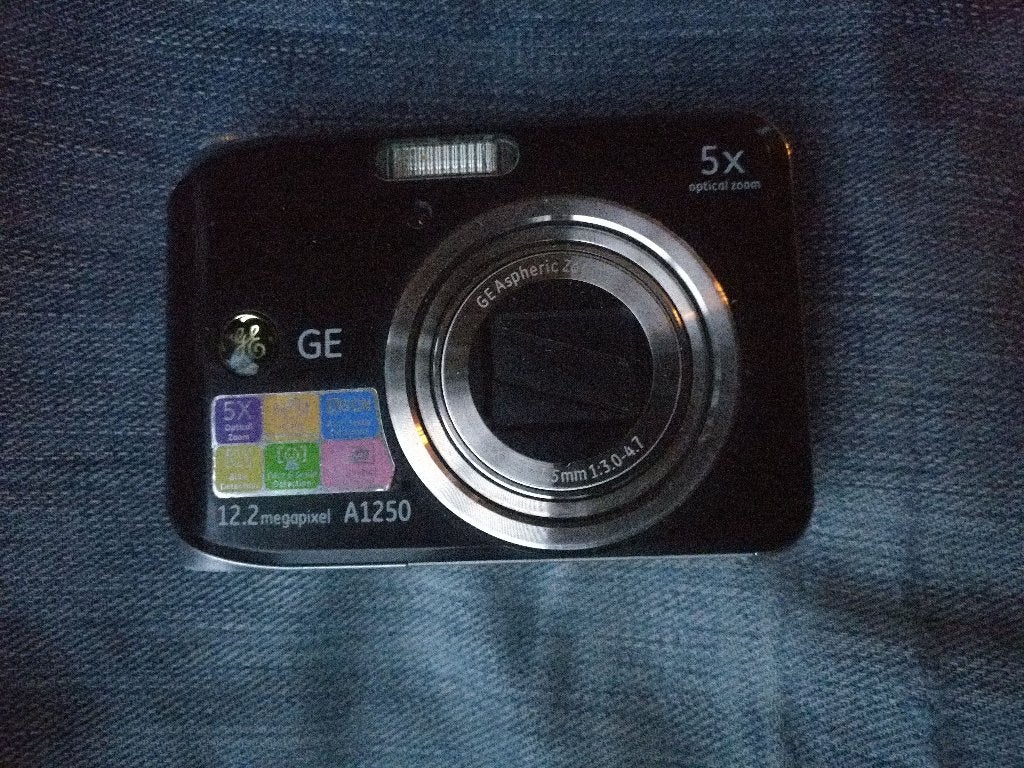 General Electric GE A1250 digitale fotocamera camera 12,2 MP, 12 megapixels, Ophalen of Verzenden, Zo goed als nieuw, Overige Merken
